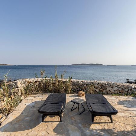 Apartments By The Sea Milna, Vis - 8946 Rukavac Kültér fotó